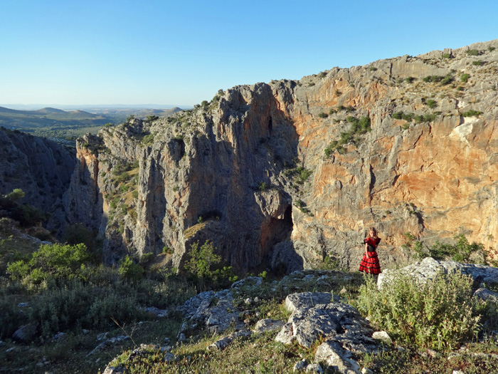 nur wenige Kilometer weiter die nächste Schlucht: am Salto de la Cabra (Ziegensprung) hat sich der Río Quiebrajano tief in den Kalkfels eingegraben; hier warten um die Ecke gleich vier Klettergärten