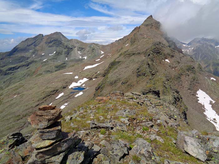 im NW Rückblick auf Alkuser Sonnspitze und Prijakte