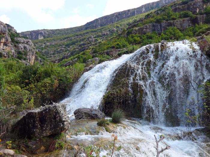 die Fälle hier erinnern stark an jene von Krka oder Mrežnica