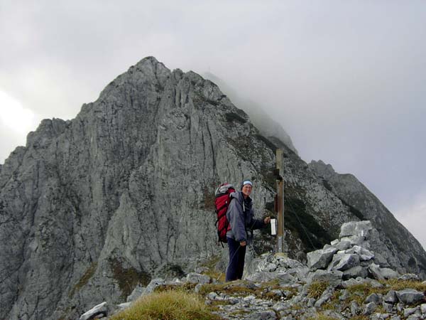 am Gipfel der Frauenmauer, der gewaltigen Ostschulter des Bosruck