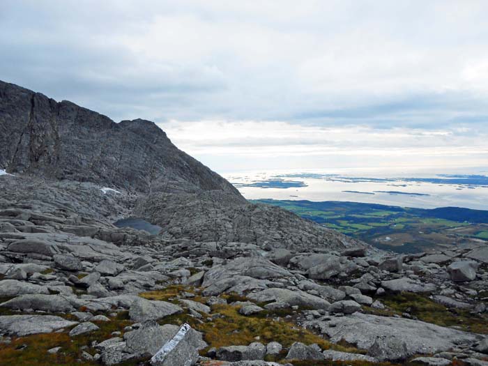 Blick nach W auf die vorgelagerten Inseln