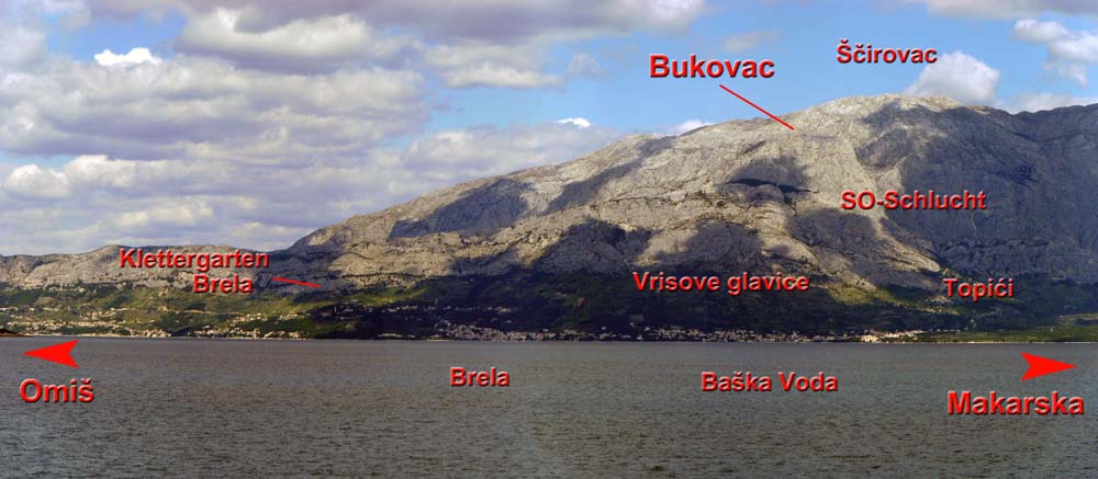 vom Meer ist der Bukovac vor dem noch beträchtlich höheren Biokovo-Hauptkamm nur schwer auszumachen