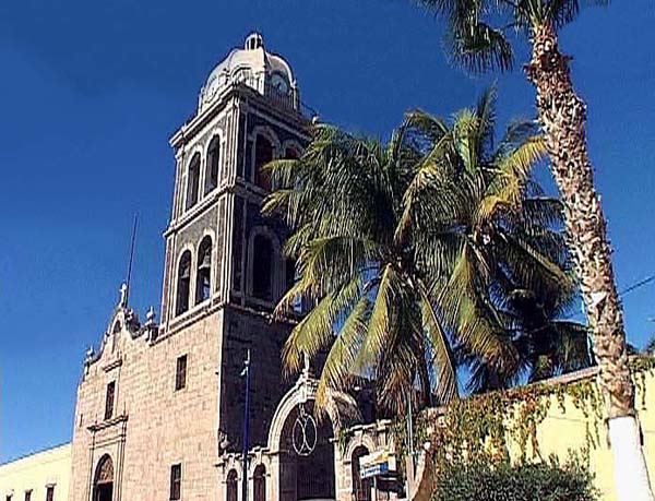 Ausgangspunkt für unsere Tour in die wilde Sierra de la Giganta ist Loreto, eine malerische Küstenstadt an der Baja - Ostküste