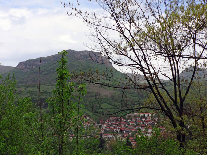 auch nördlich der Stadt attraktive Wanderberge wie der Treskavets