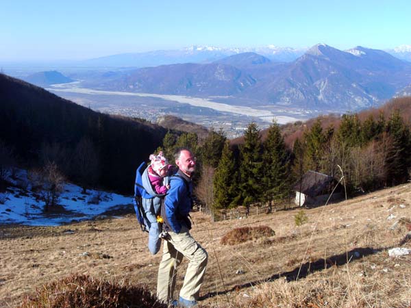 Abmarsch von der Malga; im SW fließt der Tagliamento dem nahen Meer zu