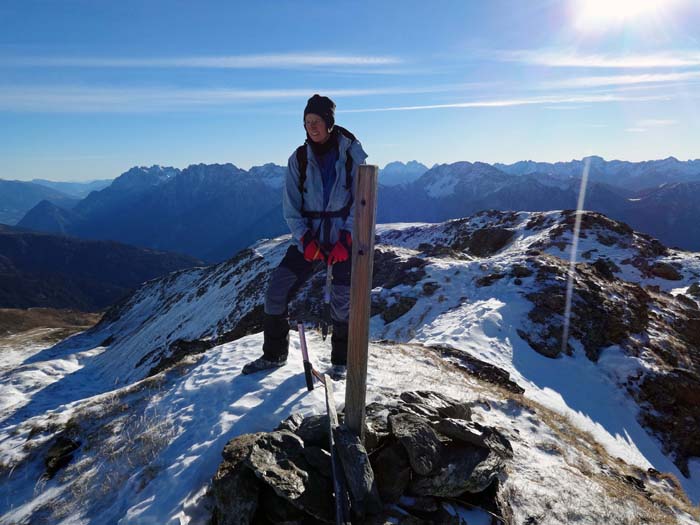 Rückblick von der Reisachspitze, im Hintergrund Lienzer Dolomiten und Karnischer Hauptkamm