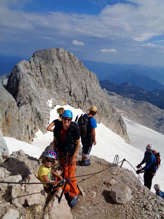 ... mit dem Randkluftsteig geht; über den Mädels der Niedere Dachstein