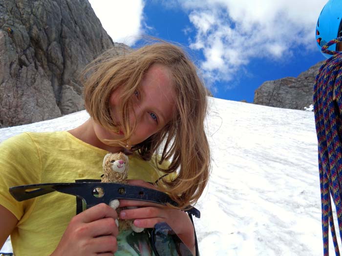 „Kleines Katzi“ musste unbedingt mit auf den Dachstein