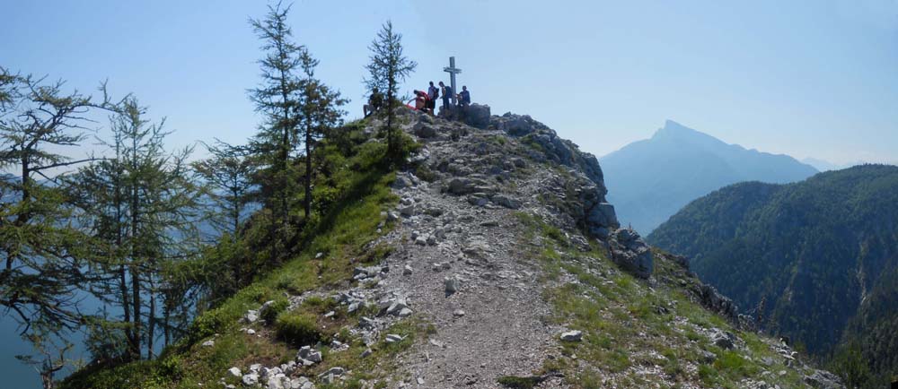 der Ostgipfel der Drachenwand (Drachenstein) mit Blick zum Schafberg