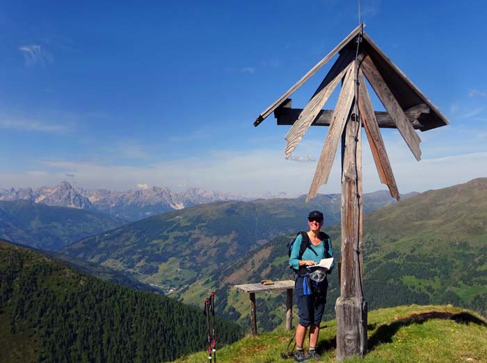 bereits von hier ein schöner Blick auf Außervillgraten und die Sextener Dolomiten bereits von hier ein schöner Blick auf Außervillgraten und die Sextener Dolomiten