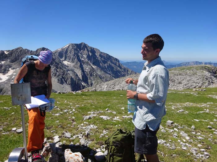 hier tritt der Hohe Göll wieder in Erscheinung; 100 m weiter nordwestlich (ganz rechts) ...