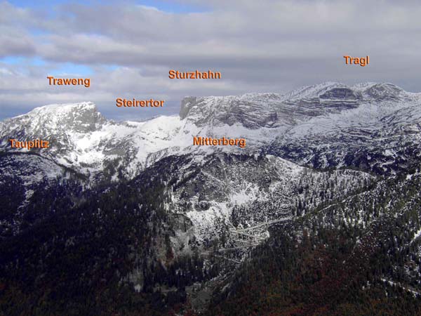 Blick vom Gipfel des Hechlstein nach NW ...