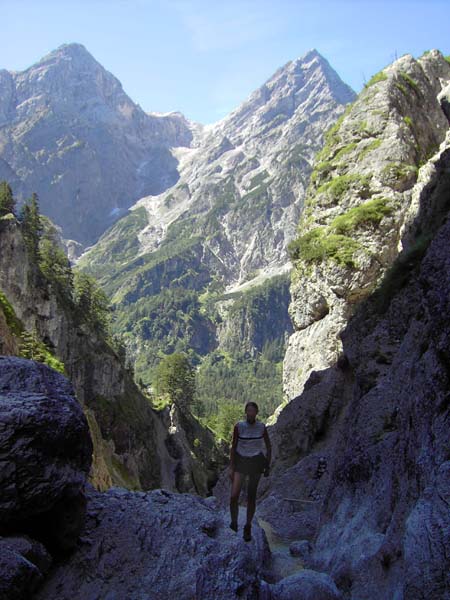 Scheren-Schlucht gegen Elferkogel (li), Grieskarscharte und Zwölferkogel