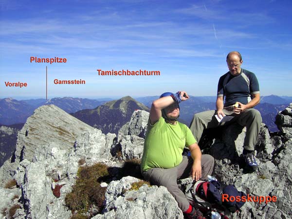 Blick vom Gipfel der Rosskuppe nach NO ...