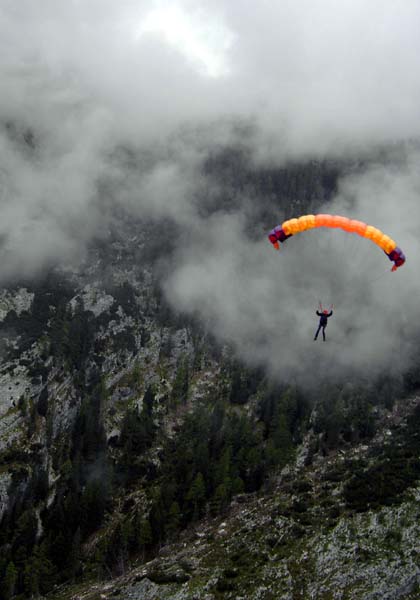 zarte Wolkenschleier um die Nase und 400 m unter den Sohlen ...