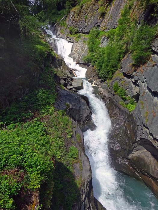 die Umbalfälle sind eins der absoluten Highlights am Iseltrail die Umbalfälle sind eins der absoluten Highlights am Iseltrail