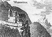 die Höhenburg stammt aus dem 13. Jh. und war im Besitz der Habsburger; nach zwei verheerenden Bränden 1593 und 1715 wurde sie nicht mehr aufgebaut.
