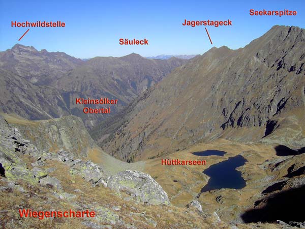 über die Hüttkarseen führt der markierte Normalweg von N aus der Kleinsölk zum Predigtstuhl