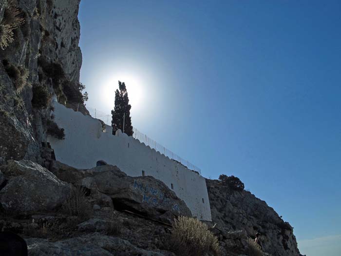 das Höhlenkloster Panaghia Kyra Psili, ein von Einheimischen viel besuchter Wallfahrtsort