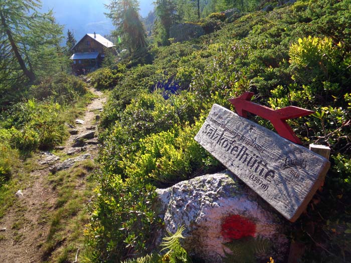 nach einer längeren Hangquerung im Bereich der Pusarnitzer Alm erreichen wir die erste von insgesamt vier Schutzhütten