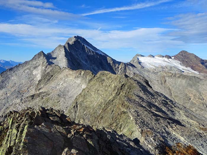 im Südwesten Patscher Schneid, Hochgall, Magerstein und Schneebiger Nock im Südwesten Patscher Schneid, Hochgall, Magerstein und Schneebiger Nock