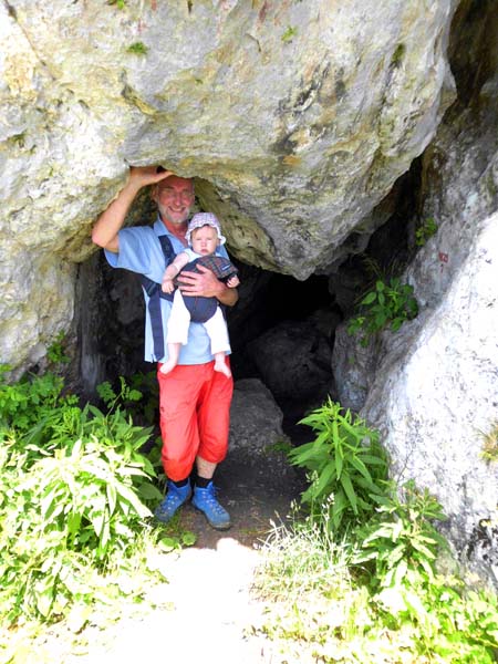 ... den Eingang zur Lindaumauerhöhle