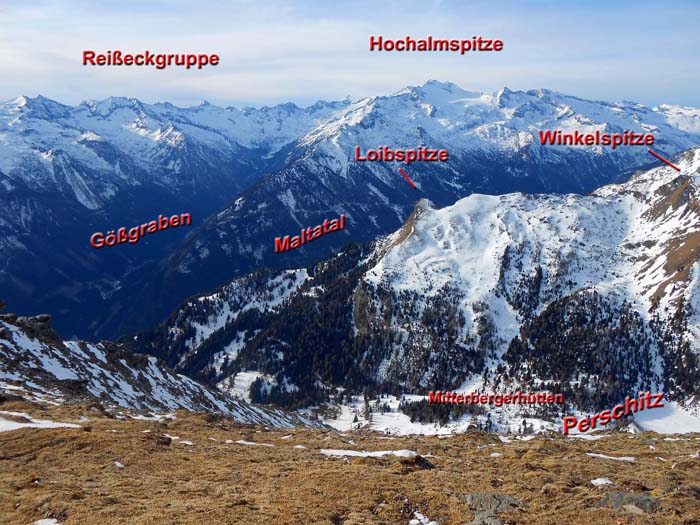 weit darüber zwei freche Wandergipfel, hier vom Faschaunereck          