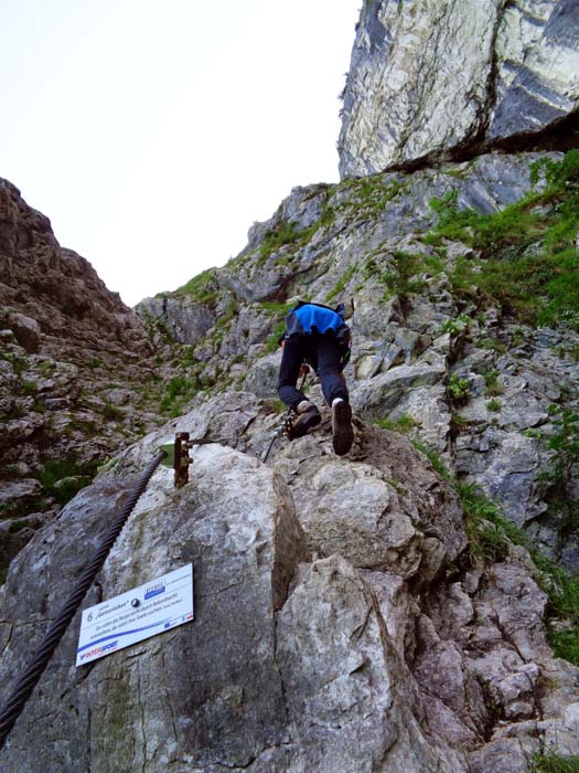 Ulli am „Gamsrücken“ unter der Weißen Wand: Du sollst die Berge nicht durch Rekordsucht entweihen, du sollst ihre Seele suchen (Luis Trenker)