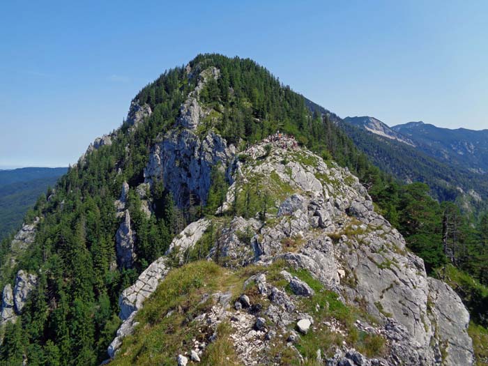 Rückblick auf den Abstiegskamm und den viel besuchten Gr. Schoberstein