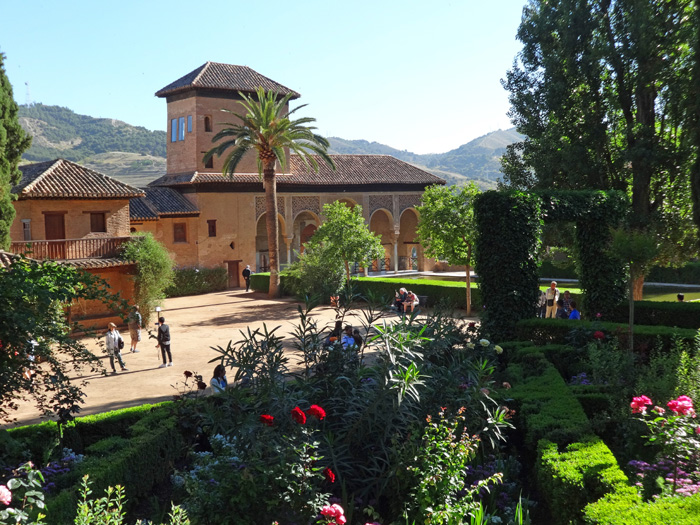 der Palacio del Partal - ältester Teil der Alhambra von Granada