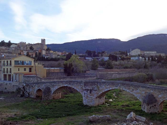 die Rundwanderung führt uns ins Hinterland des mittelalterlichen Städtchens Montblanc auf halbem Weg zwischen Barcelona und Lleida