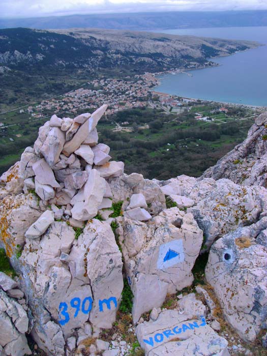 am Vorganj, auch Vrska glava; Tiefblick auf Baška