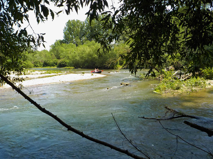 ... und idyllischen Biegungen, wie hier bei Flusskilometer 72