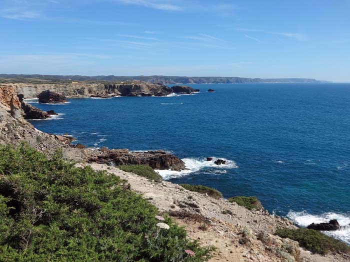 die letzten einsamen Kilometer der Costa Vicentina hinunter ...