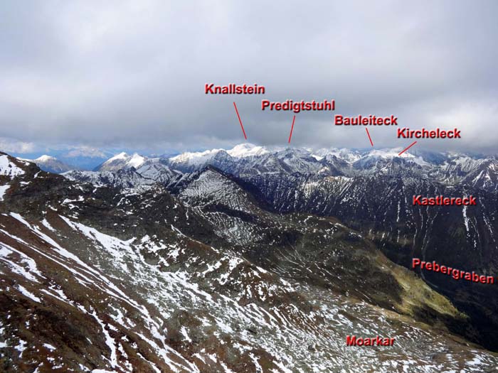 Blick vom Roteck Vorgipfel gegen NO auf die östl. Schladminger