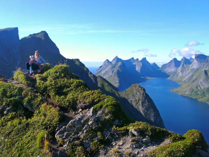 Vorgipfel gegen NW (Kjerkfjord)