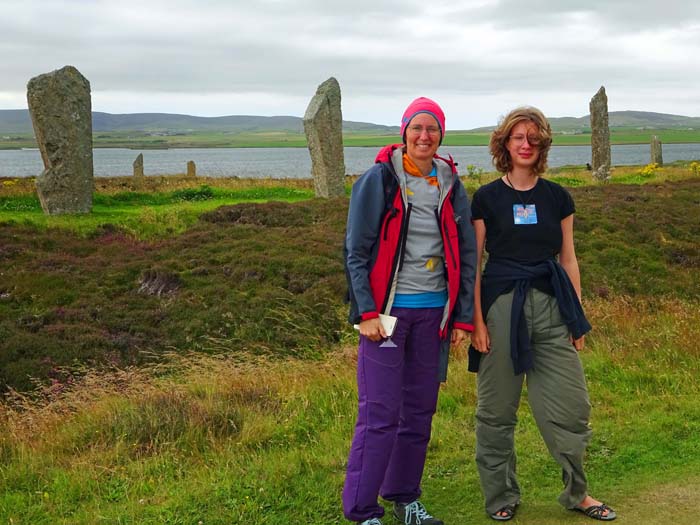 mit seinen 104 m Durchmesser ist der Ring of Brodgar sogar größer als das weltberühmte Stonehenge in Südengland