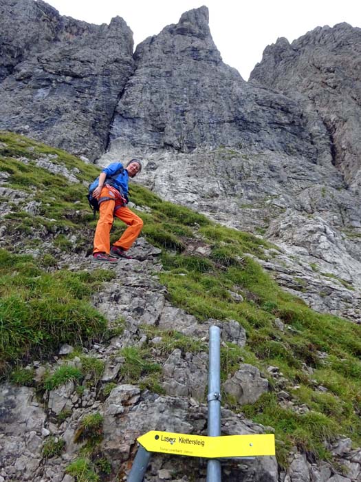 der Einstieg zum Laserz-Klettersteig ist nicht zu verfehlen