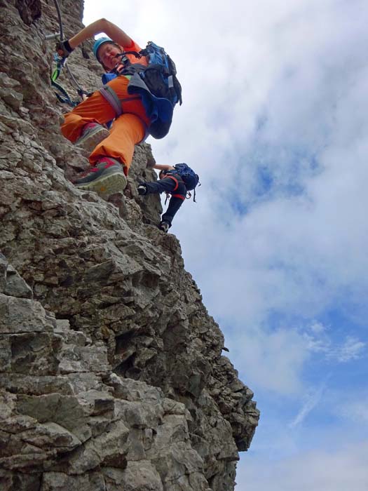 ein letzter eindrucksvoller Steilaufschwung: der Nordgrat der Großen Sandspitze, der anlässlich der ersten touristischen Ersteigung bereits 1888 (ohne Stahlseil) erklettert wurde