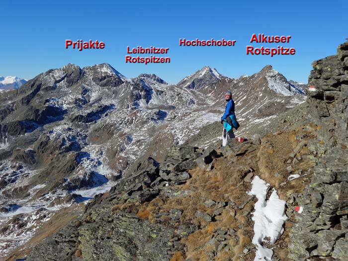 Blick nach NNW auf die Schiseite der Alkuser Rotspitze