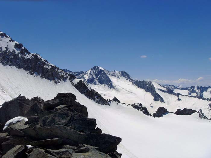 im SW über dem Wildkarkees die Wildgerlosspitze