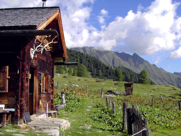 Hirzkarhütte gegen N (Königstuhlhorn)