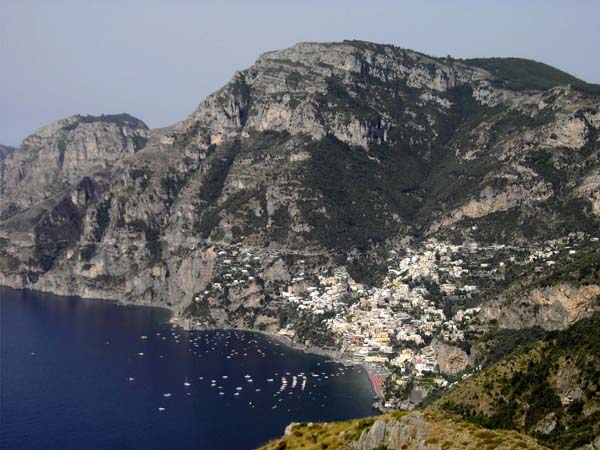 Tiefblick auf Positano