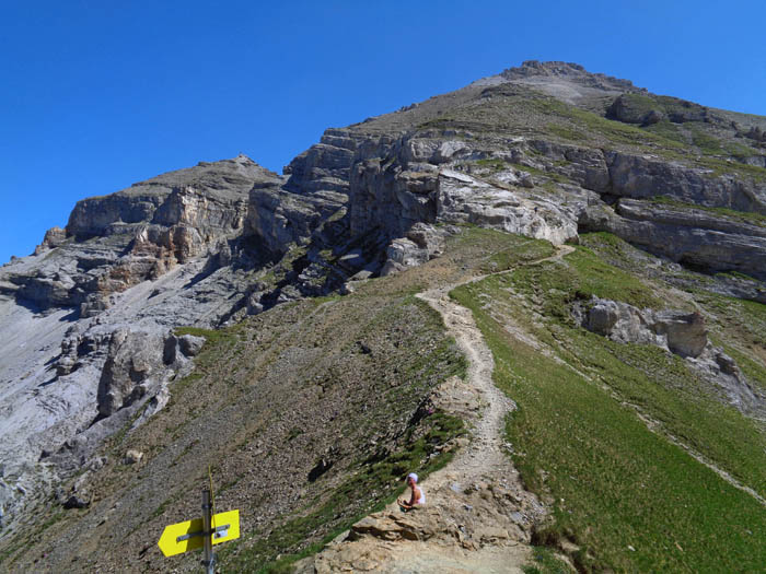 ... wo uns noch knapp 350 Höhenmeter zum Gipfel fehlen