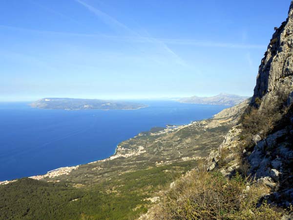 Blick gegen WNW auf die Makarska-Riviera und die Insel Brač