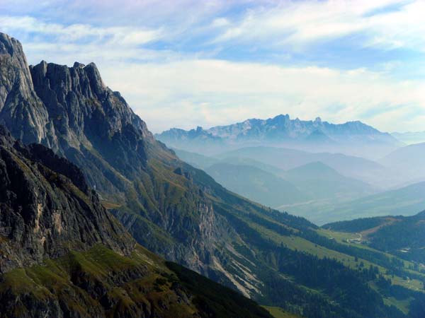 ... im O bis zum Dachstein