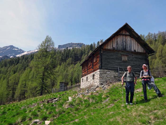 bei der Oberen Tandlhütte beginnt sich der endlose Hochwald zu lichten; heute ist Ullis Vater mit von der Partie