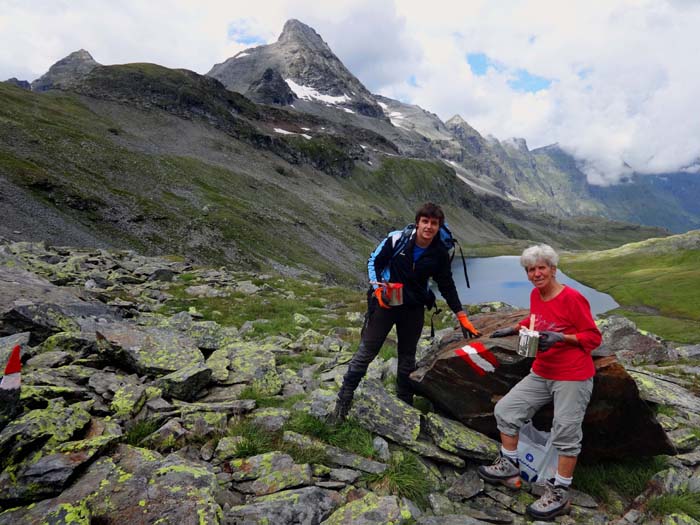 oberhalb des Tauernsees treffen wir auf Mutter und Sohn des Hüttenwirtes