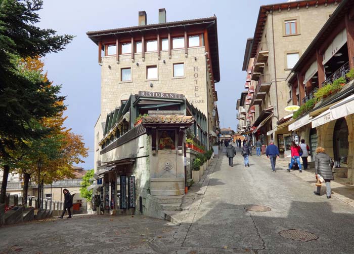 typisches Straßenbild der Oberstadt