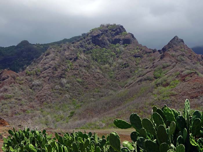 die trockene Landschaft im Inselinneren erinnert manchmal an den mexikanischen Norden